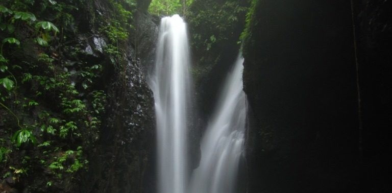 5 Air Terjun Di Bali yang Populer dan Mempesona