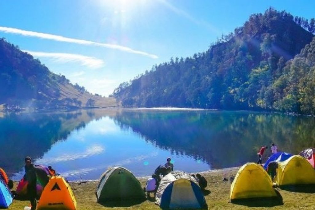 5 Mitos Ranu Kumbolo yang Menjadi Misteri