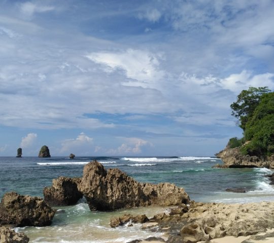 Pantai Watu Pecah