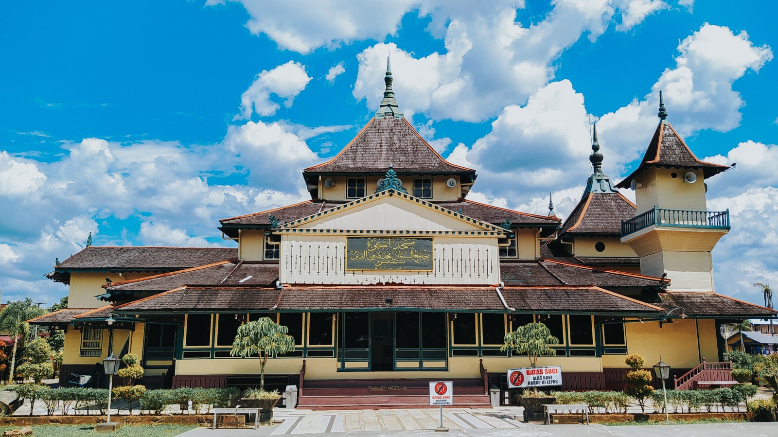 Masjid Jami Istana Sambas