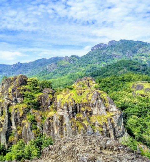 11+ Tempat Wisata di Blitar yang Populer dan Bersejarah