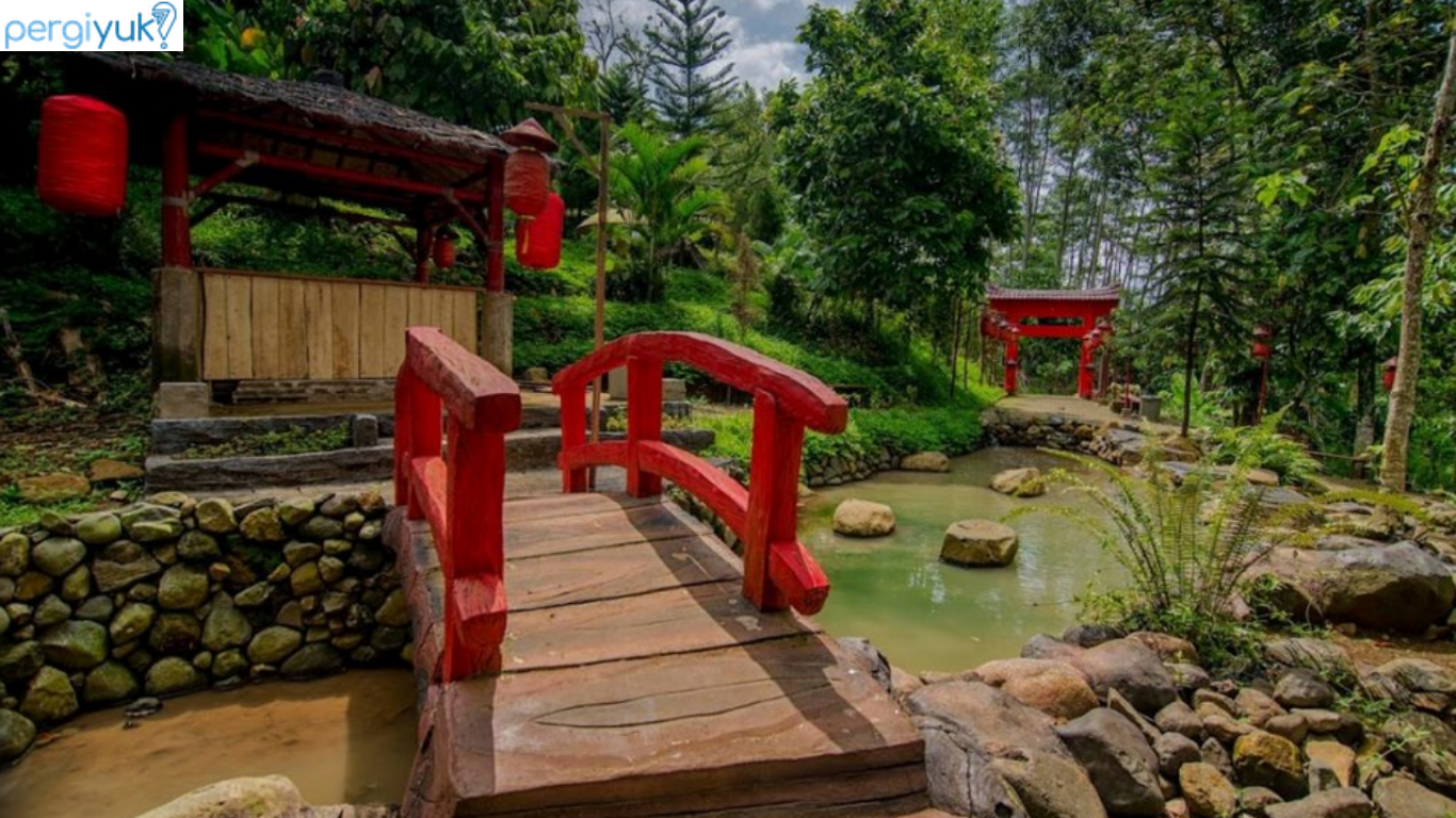 11 Tempat Wisata di Jombang yang Paling Populer dan Penuh Sejarah