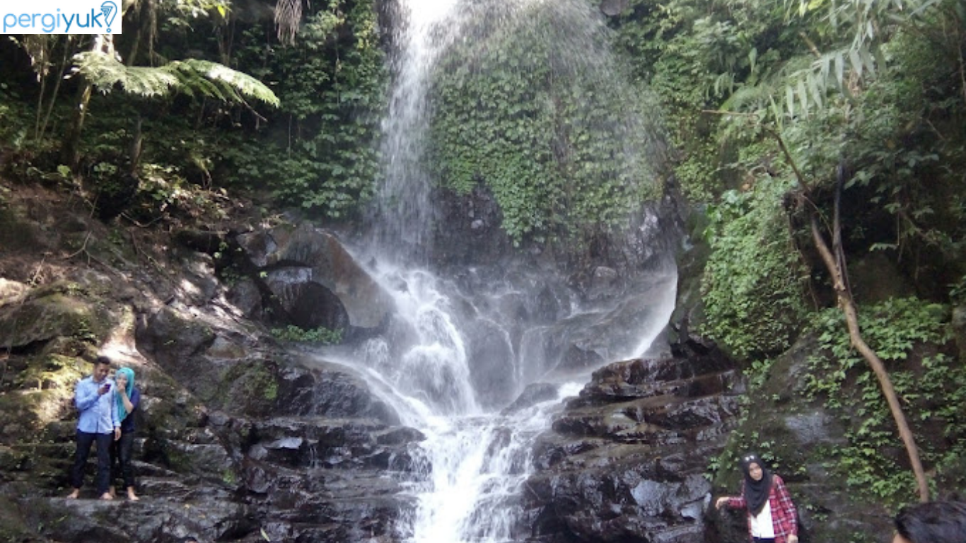 Ini Dia Daftar Curug Terbaik di Kuningan yang Lagi Viral!